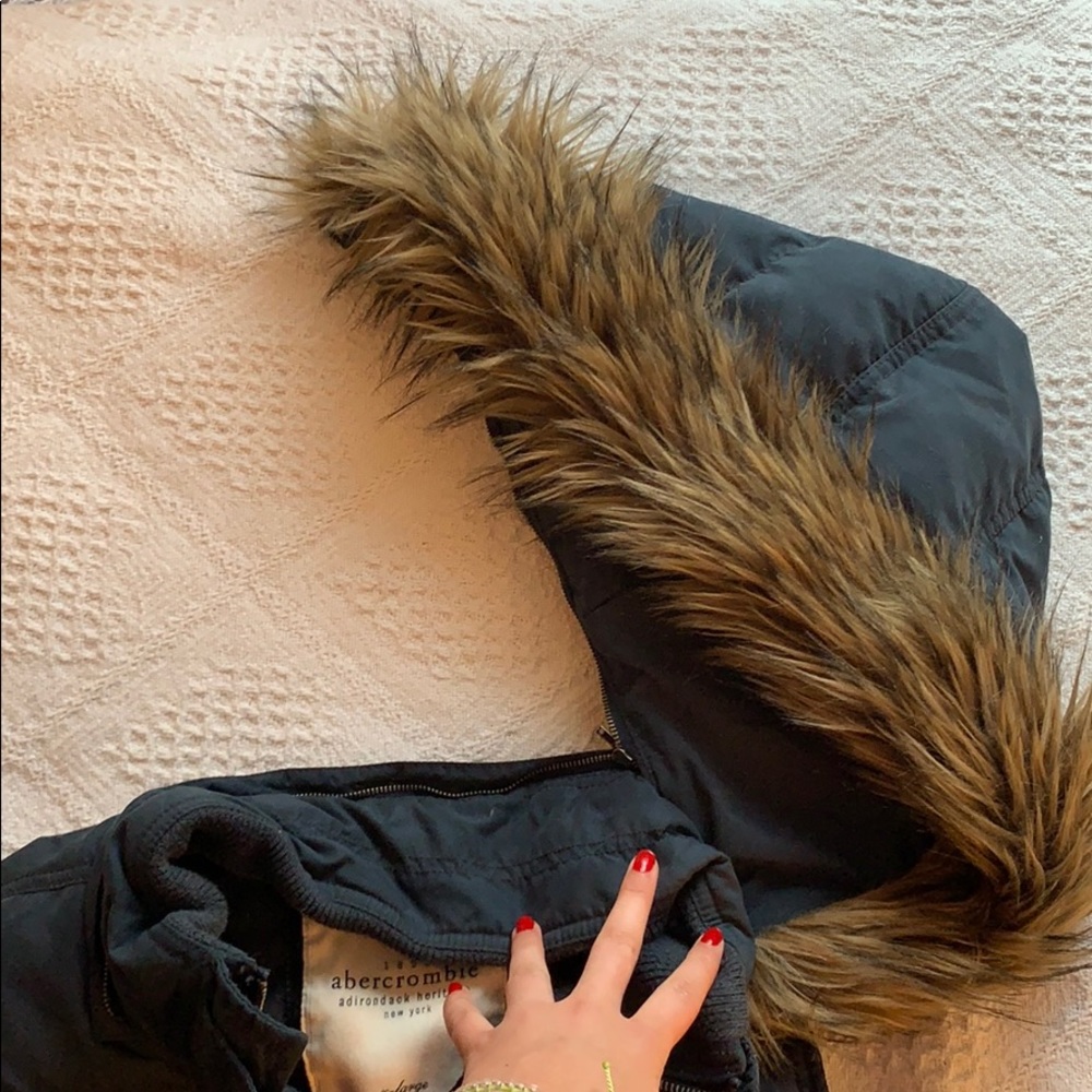 Vest - Picture 4 of 5